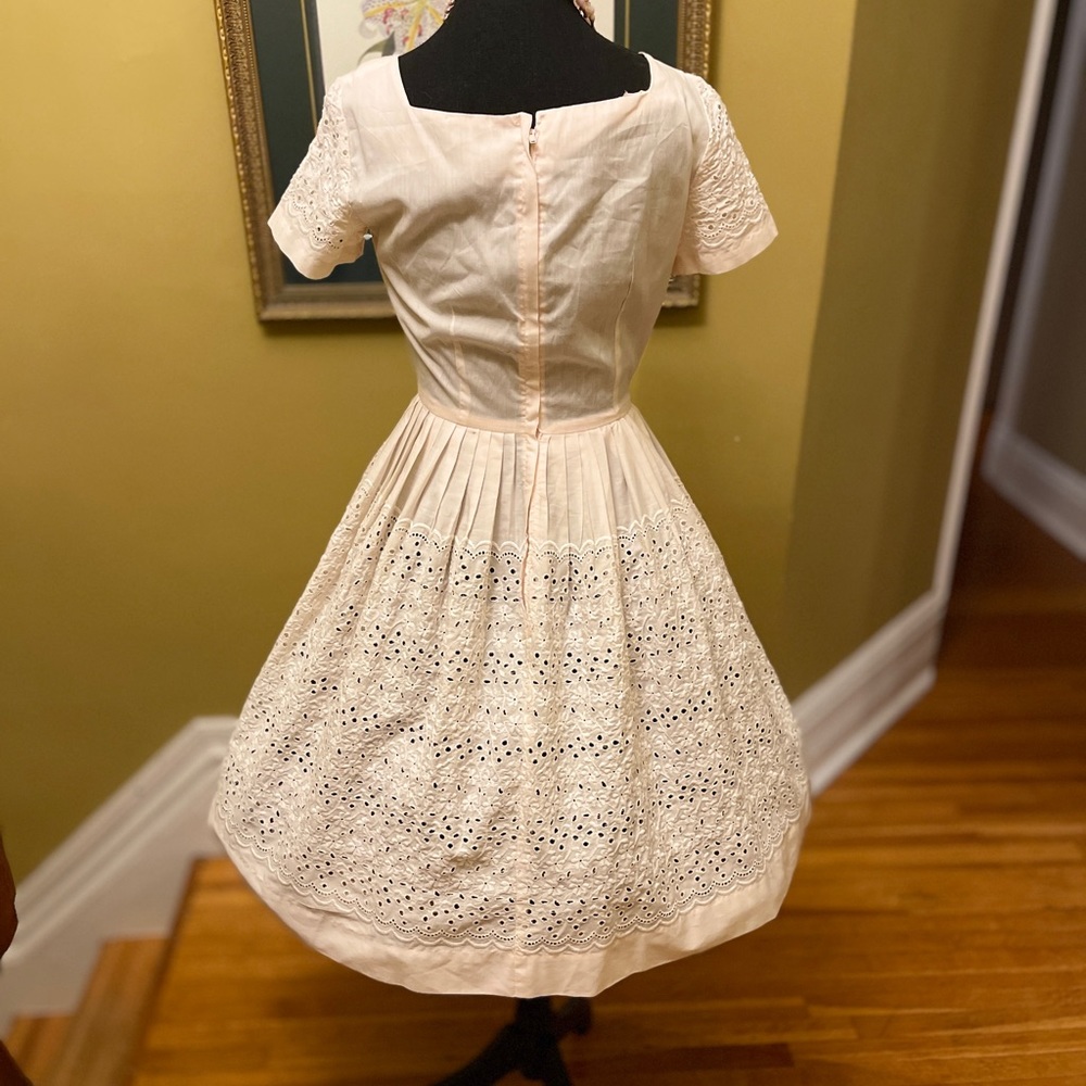 50’s day dress size 4 - Picture 6 of 6